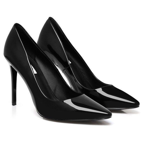 Huntd Vegan Patent Black Classic Pumps - Picture 9 of 10